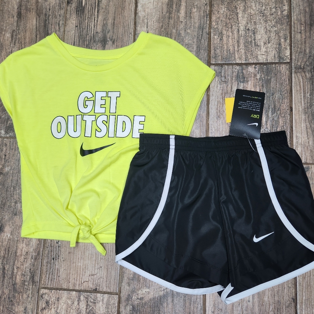 ๐๏ธ Nike Tee - Picture 5 of 5
